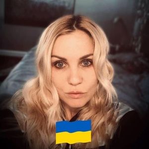 Meet your Posher, Helen